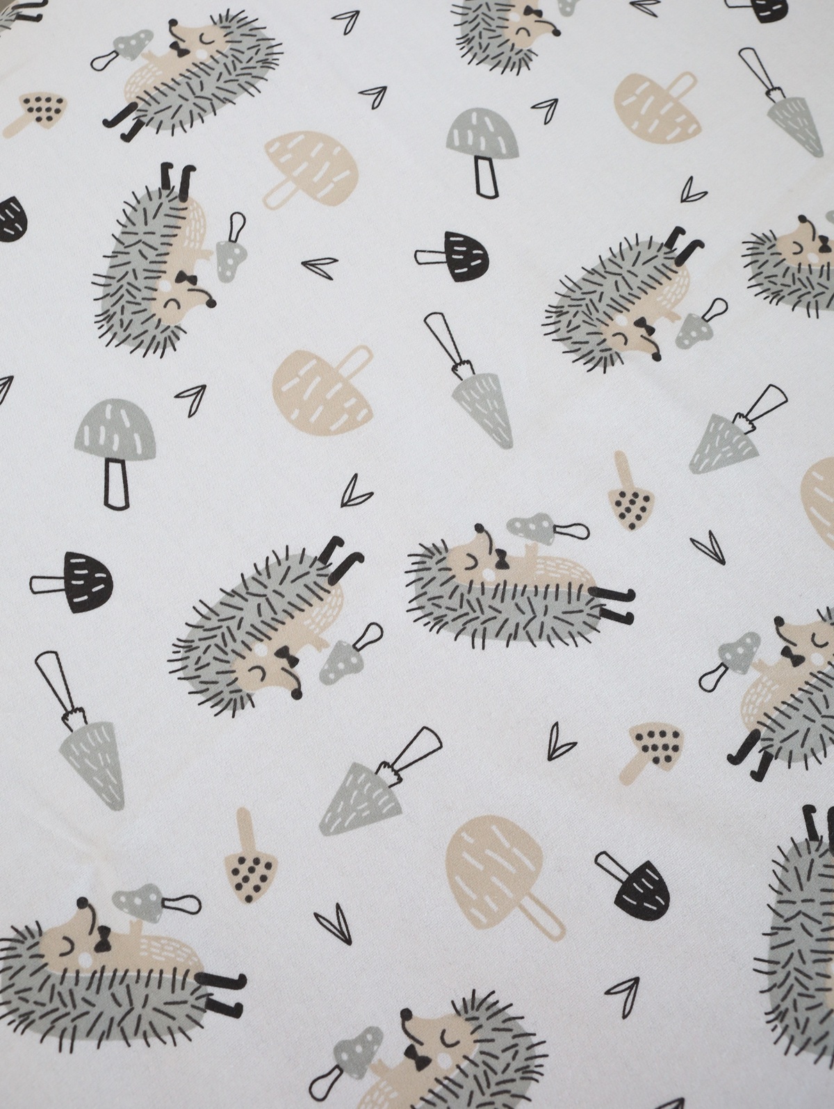 15.55 Пеленки 90*110(4 шт) бежевый, серый, ёжики