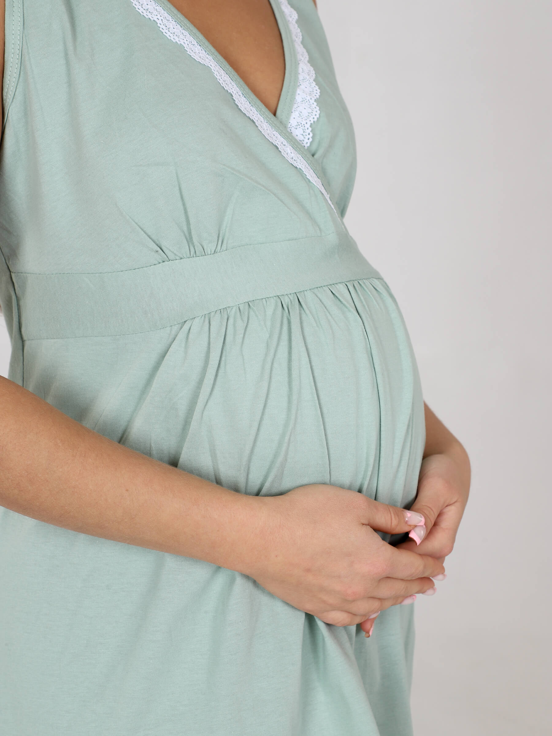 
									Сорочка для беременных и кормящих 8.135 светлый хаки